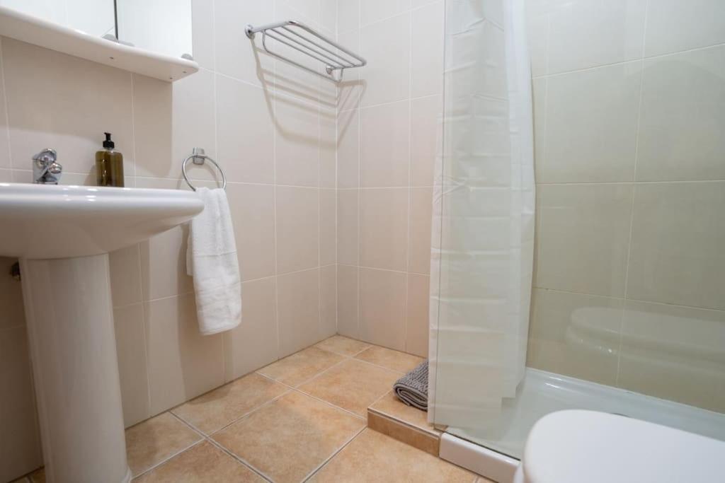Beautiful Home In Lanzarote 5 Mins From Marina Playa Blanca  Exterior photo