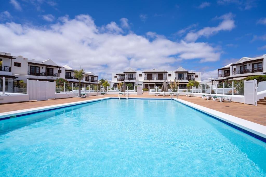 Beautiful Home In Lanzarote 5 Mins From Marina Playa Blanca  Exterior photo